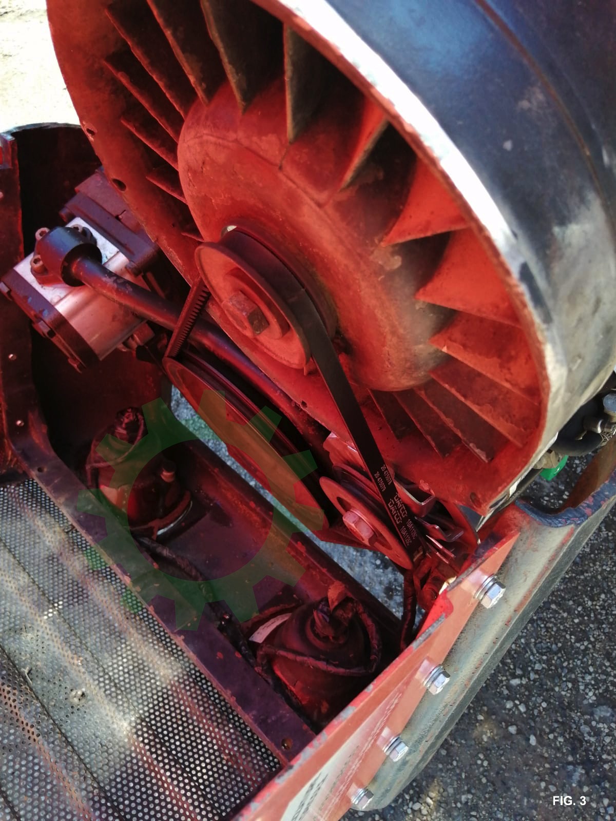 manutenzione trattore agricolo controllo cinghie