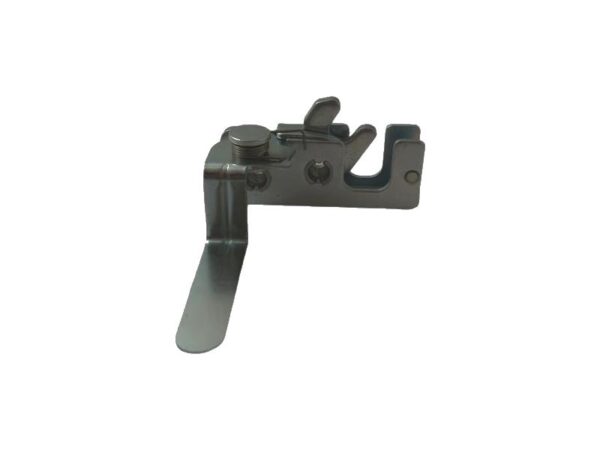 Aggancio cofano Antonio Carraro