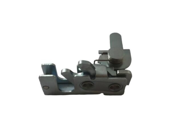 Aggancio cofano Antonio Carraro