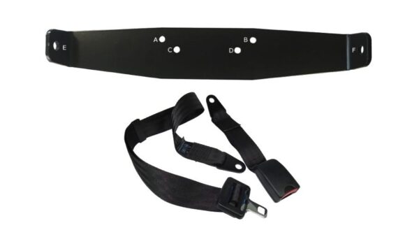 Cinture di sicurezza omologate con staffa di fissaggio e bulloni