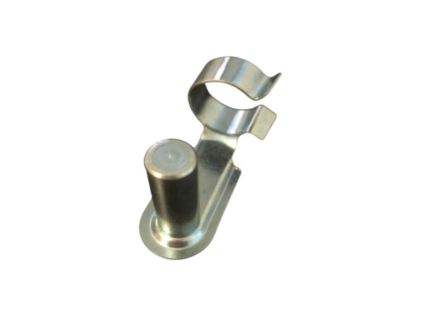 Clips per il bloccaggio delle forcelle per trattori