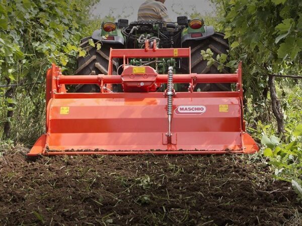 Fresa agricola Maschio modello B SUPER zappatrice Maschio