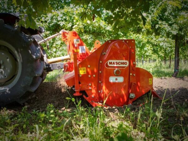 Fresa agricola Maschio modello B SUPER zappatrice Maschio