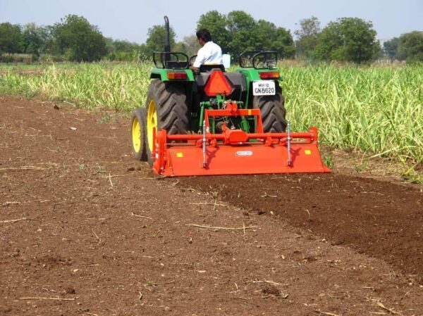 Fresa MASCHIO U zappatrice fissa professionale con cambio velocità