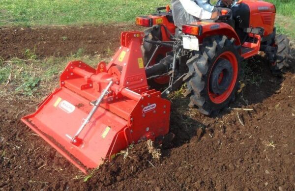 Fresa per trattore MASCHIO modello A zappatrice leggera