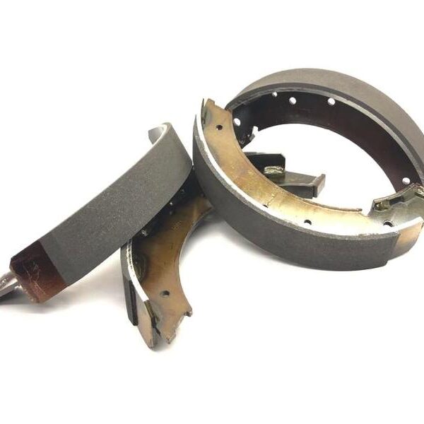 ganasce-freni-per-trattori Ganasce freni per trattori Antonio Carraro dalla serie 17 alla serie 32 codice 33305013