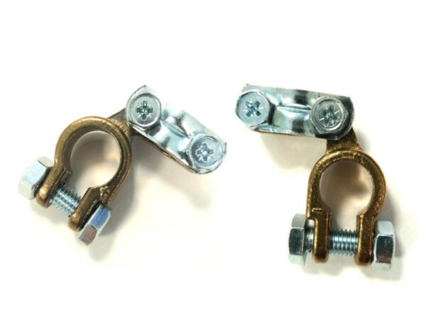 Morsetti per batteria in ottone tipo alfa rinforzato con polarita' positiva e negativa