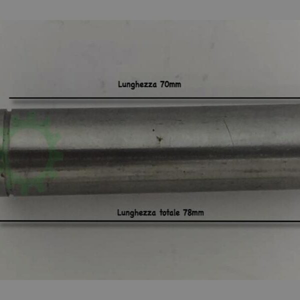 Perno per attacco attrezzi per trattori Antonio Carraro 32021015