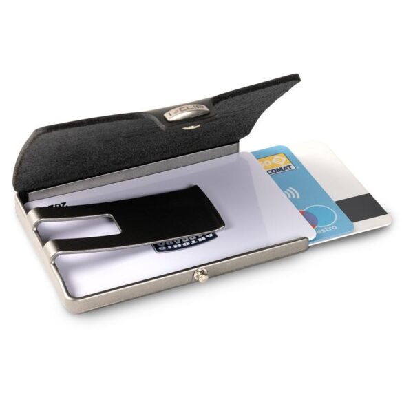 Portafoglio Iclip personalizzato Antonio Carraro in pelle di vitello nera