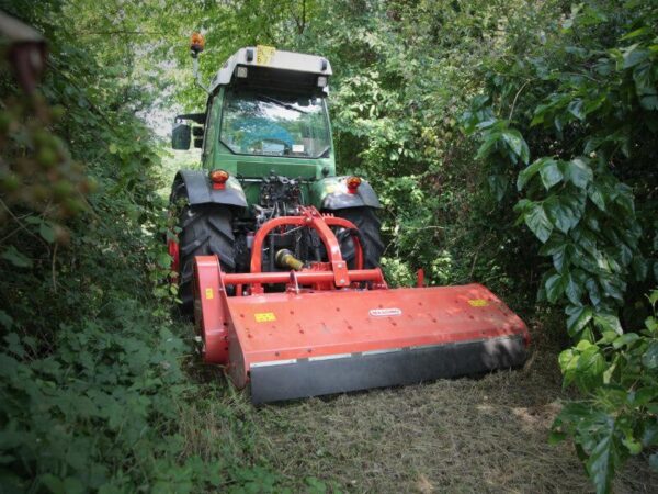 Trincia per trattore Maschio CORAZZA per erba e sarmenti fino a 10cm